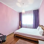 Daire Red