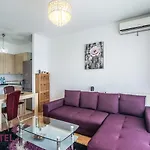 Apartment Red