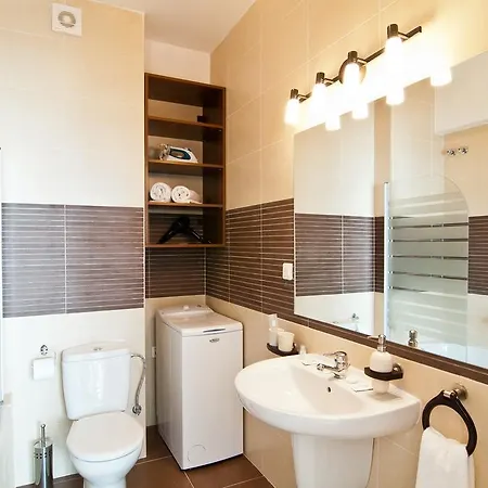 Red Apartament