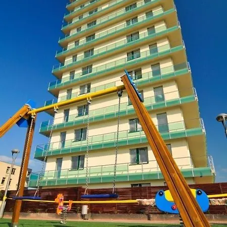 Red Apartament