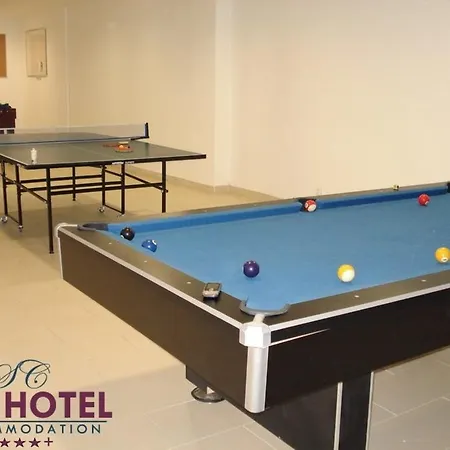 Red Apartament