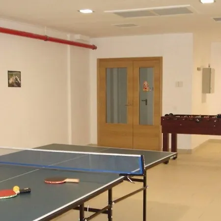 Red Apartman