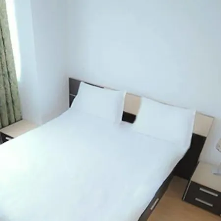 Apartament Red *