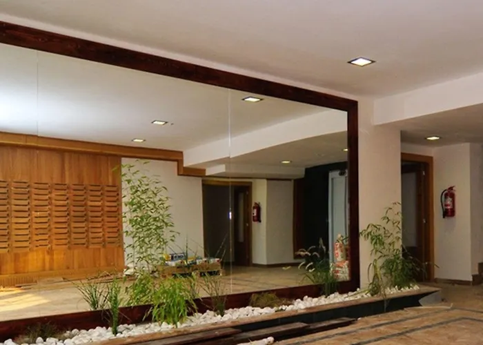 Апартаменты Red Клуж-Напока