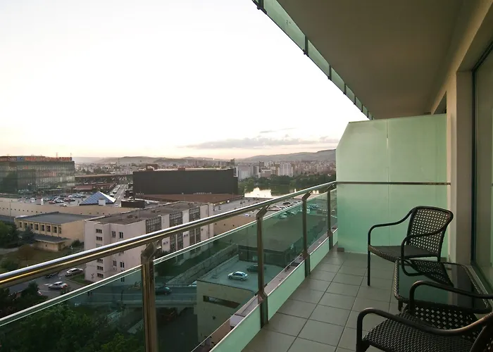 Red * クルージュ＝ナポカ