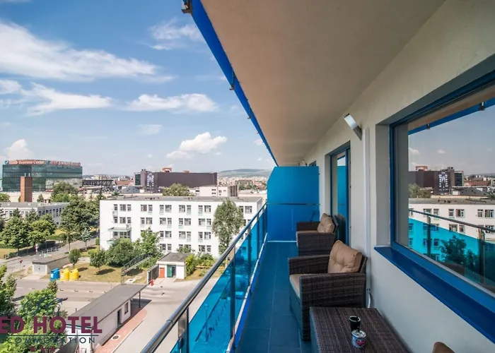 Red Апартаменты *